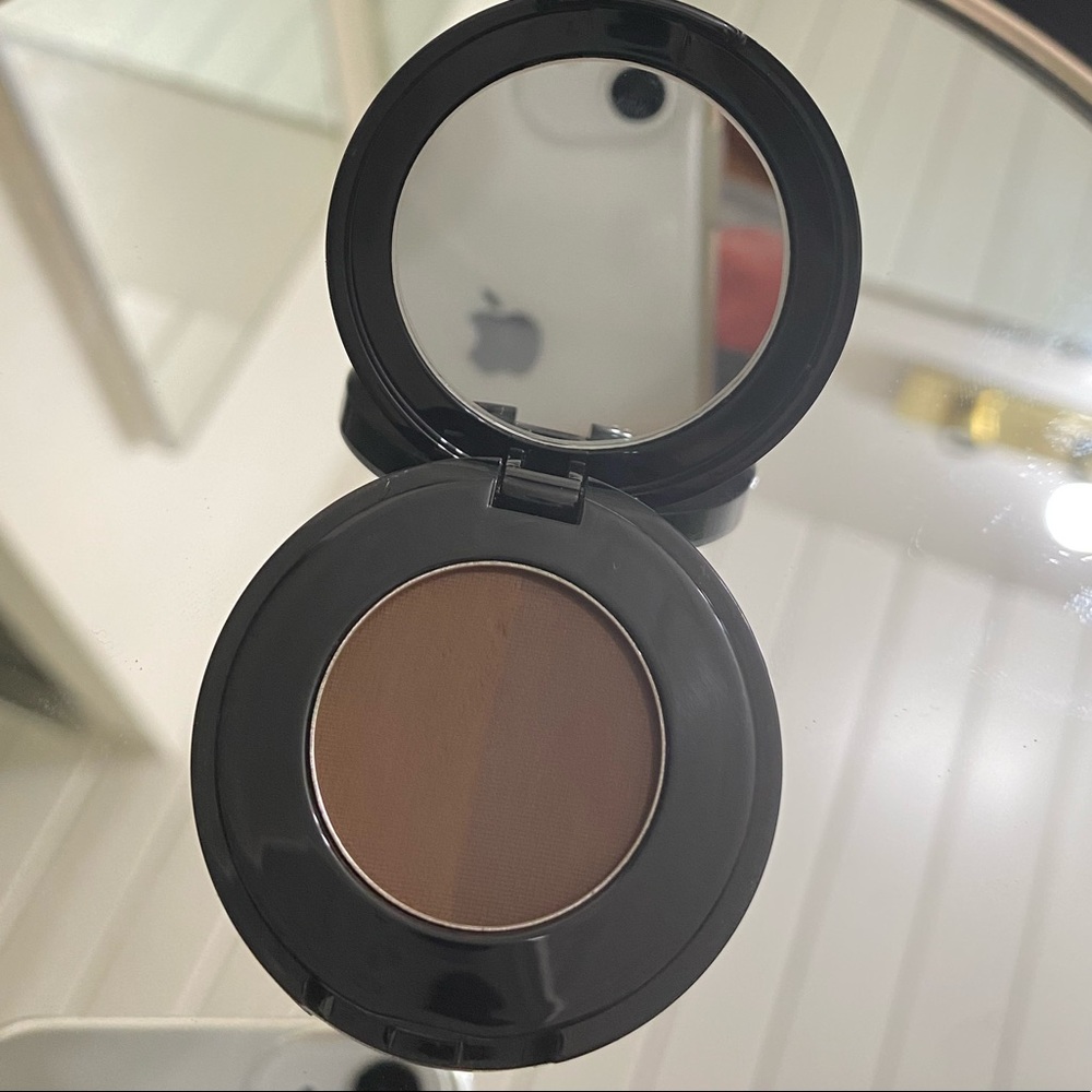 Anastasia Beverly Hills Powder dip brow product